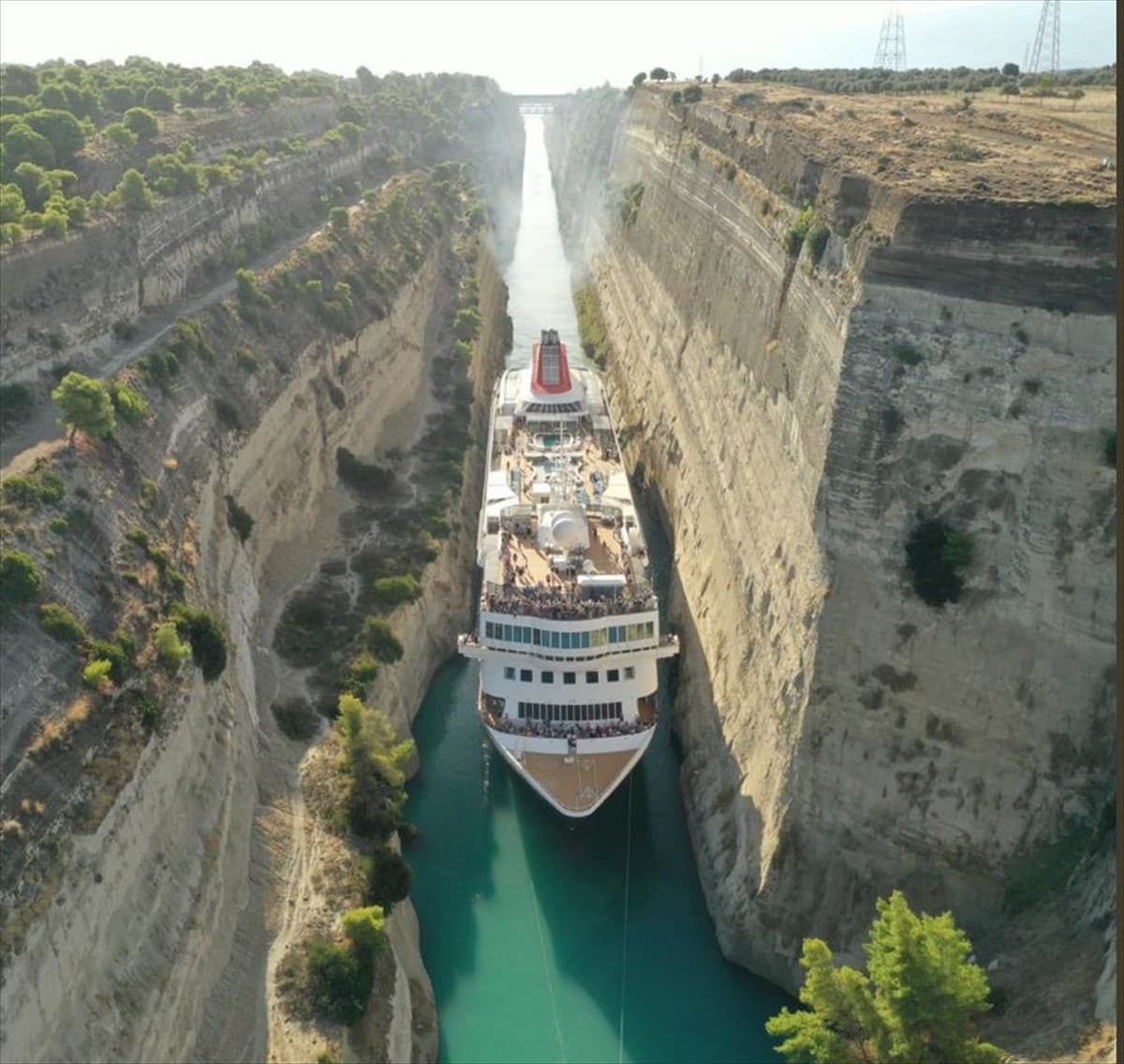 Corinth Canal & Ancient Corinth Tour